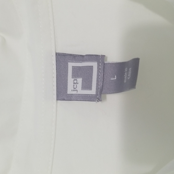 JCP bedded button down shirt​​​​​​ - Picture 7 of 8